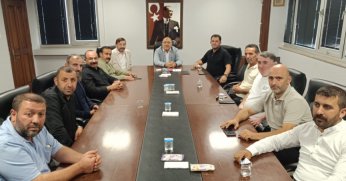 Karaca, Pazarcılar  Odası’nı ziyaret etti