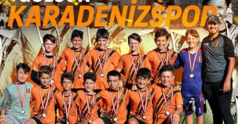 Gölcük Karadenizspor şampiyon oldu