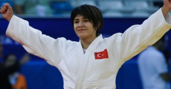 Kağıtspor’lu judoculardan çifte altın