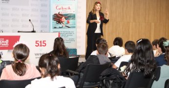 Fuarda Ayşegül Dede söyleşisine yoğun ilgi