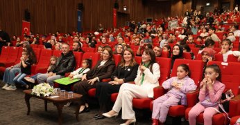 ‘Kızlar güçlenirse dünya güçlenir’