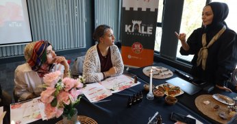 Kadınlara aromaterapi eğitimi