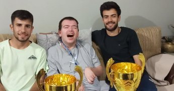 Şampiyonlardan örnek davranış