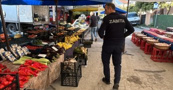 Zabıta ekiplerinden pazar denetimi
