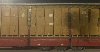 Tırda tonlarca kaçak tütün ele geçirildi