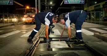 Tramvayda gündüz ulaşım, gece bakım