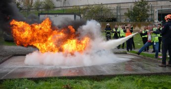 Afet ve yangın tatbikatı yapıldı