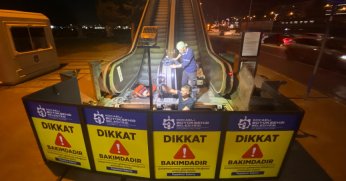 Yürüyen merdivenler bakımdan geçirilecek