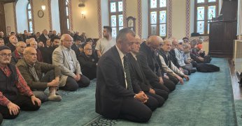 Atatürk için mevlit okutuldu