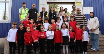 Öğrencilere geri dönüşüm eğitimi