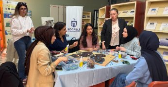 Elektronik atıklar sanata dönüştü