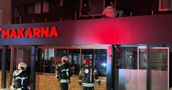 Kafeteryada korkutan yangın