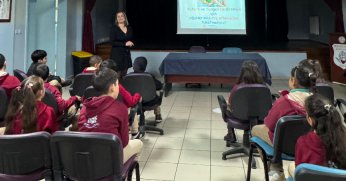 Öğrencilere sağlık eğitimi