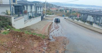 Risk taşıyan bölgeye kaldırım talebi