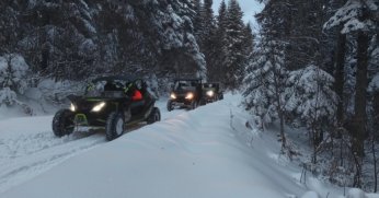 Beyaz örtünün keyfini UTV’lerle çıkardılar