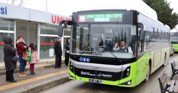 Kadın sürücüler ulaşıma güç kattı