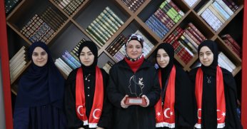 Turnuvada dünya  ikincisi oldular   