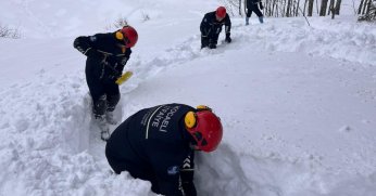 İtfaiyeden nefes kesen kış tatbikatı