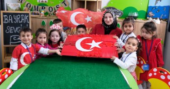 Miniklere bayrak sevgisi aşılandı