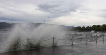 Kocaeli Valiliği’nden fırtına uyarısı