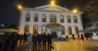 Kadir Gecesi’nde camiler doldu taştı