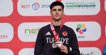 Mert Halıcı, dünya sahnesinde kürsüye çıktı