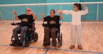 Engelleri aşan çiftten herkese örnek azim