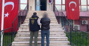 Firari dolandırıcı cezaevine teslim edildi