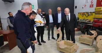 Kent mobilyaları usta ellerden çıkıyor