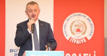 Büyükakın, itfaiye erleri ile buluştu