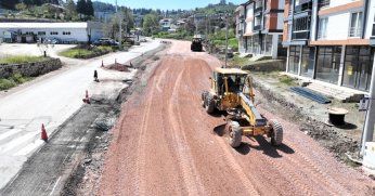 Gelişen ilçeye çift şeritli cadde