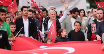 Karamürsel’de gençlik yürüyüşü ve konserler