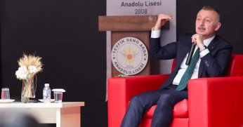 Liseliler sordu, Büyükakın cevapladı