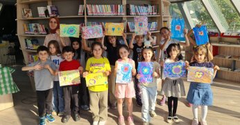 Çocuklar, ebru sanatı ile tanıştı
