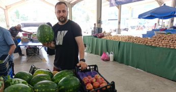 Pazarda karpuz ve kavuna yoğun ilgi