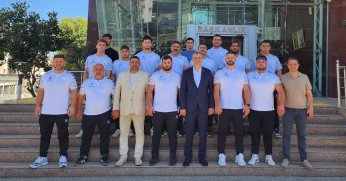 Sezer, yağlı güreş takımını Kırkpınar’a uğurladı
