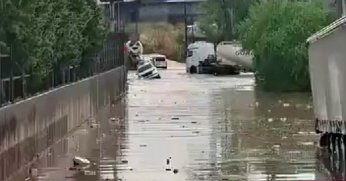 Kocaeli’yi sağanak vurdu
