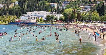 Kocaeli’de plajlar doldu taştı