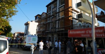 İskeleden düşen işçi hayatını kaybetti