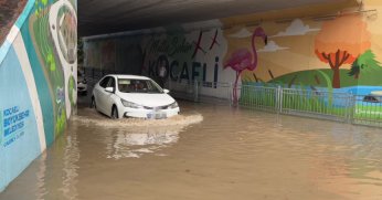 Sağanak alt geçidi suyla doldurdu