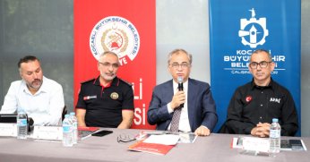 İtfaiyeciliğin geleceği Kocaeli’de konuşuldu