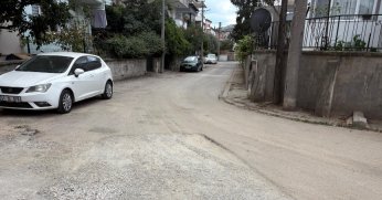 Değirmendere’deki yol  asfaltlanmayı bekliyor