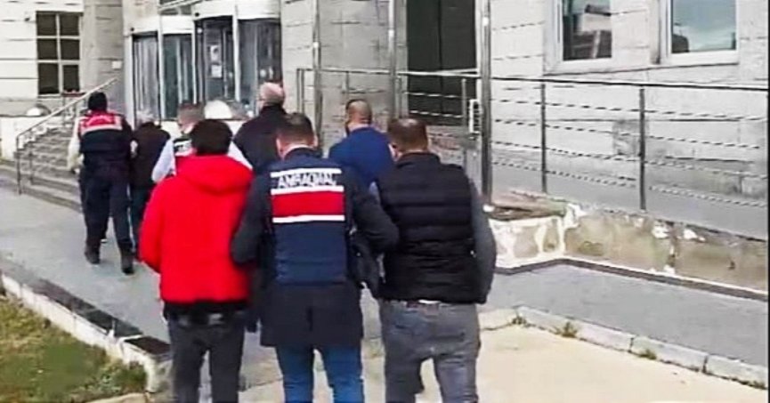 Yakalanan 30 şahıstan 11’i tutuklandı