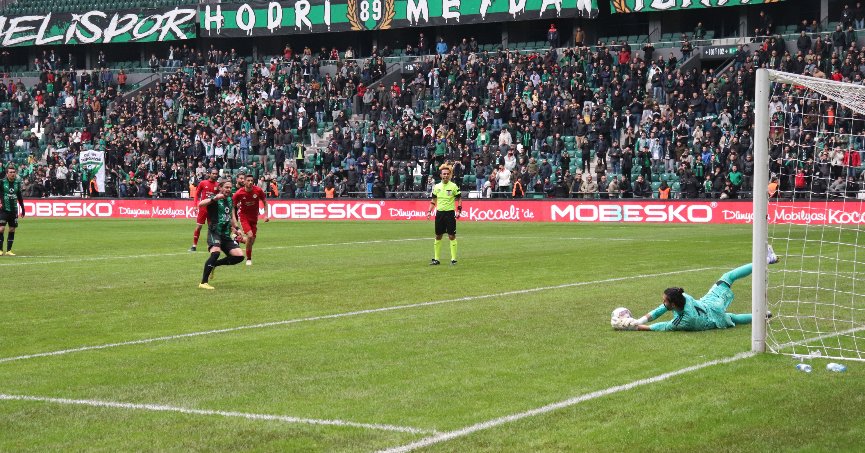 Kaçan penaltılar can sıkıyor