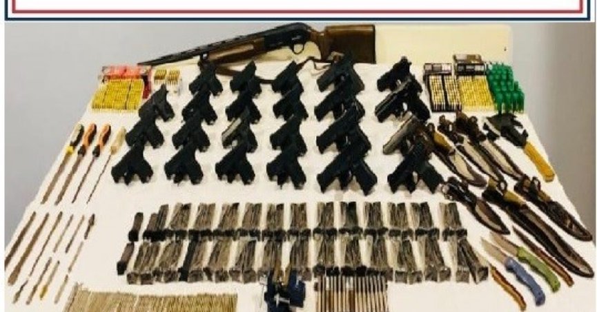 Çok sayıda tabanca  ve fişek ele geçirildi