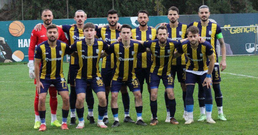 Belediye Derince Play-Off’u bırakmıyor