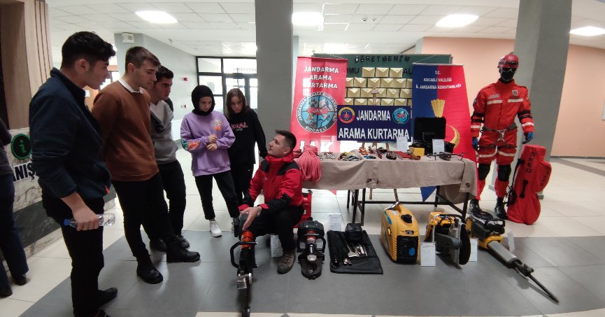 Jandarmadan afet  farkındalığı eğitimi