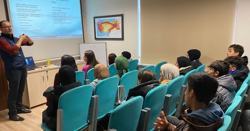 Deprem simülasyon  merkezine yoğun ilgi