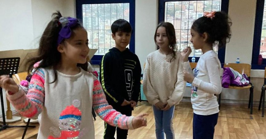  İZMEK drama kursuna yoğun ilgi