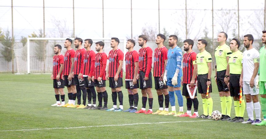 Zirveden uzak kaldık